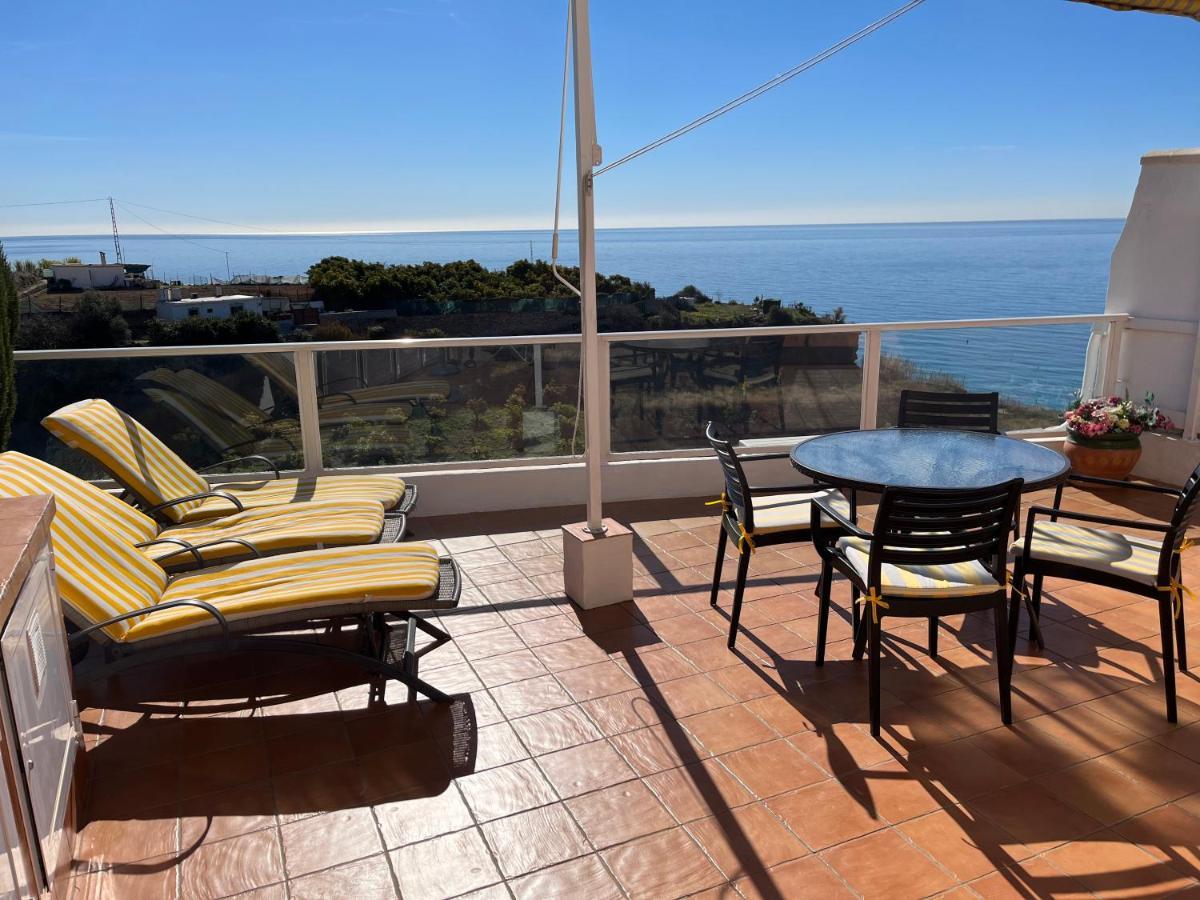 Delightful Burriana House With Magnificent Beach & Sea Views. 内尔哈 外观 照片