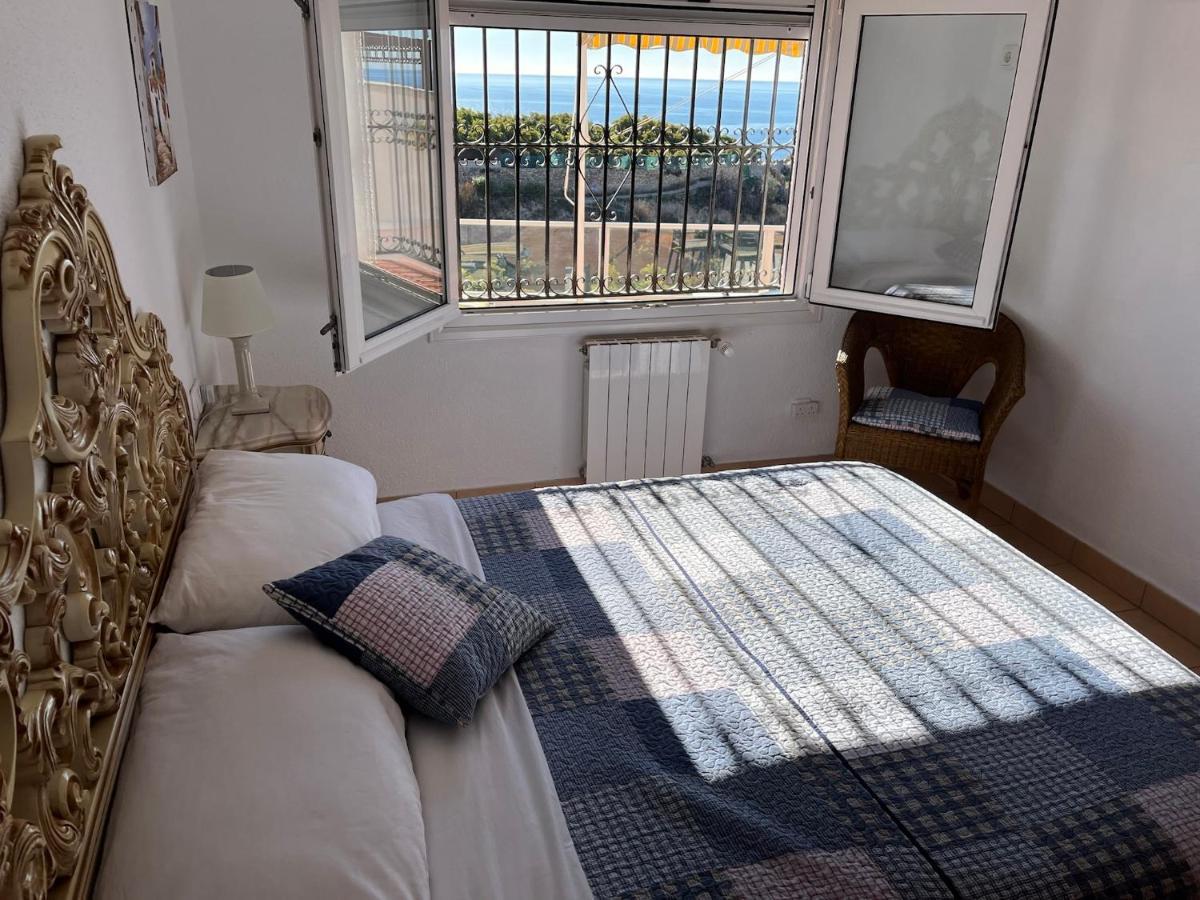 Delightful Burriana House With Magnificent Beach & Sea Views. 内尔哈 外观 照片