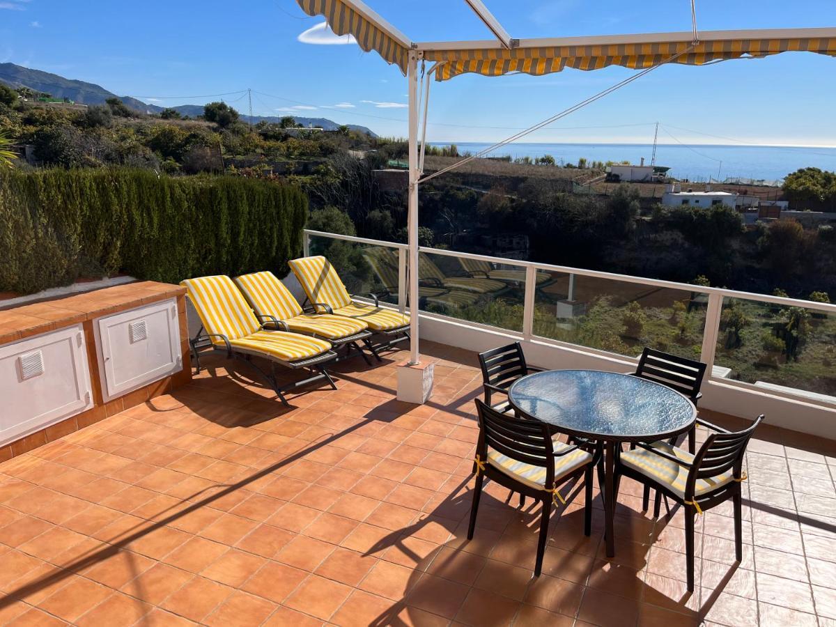 Delightful Burriana House With Magnificent Beach & Sea Views. 内尔哈 外观 照片